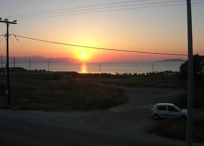 Next To The Sea In Poseidonia * Posidhonía